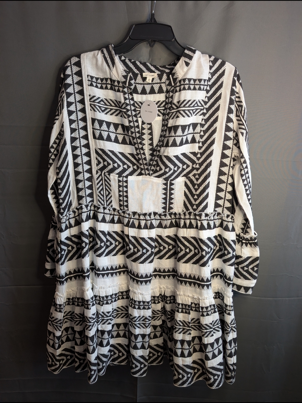 Boho Black & White Geometric Tiered Midi Dress .. B